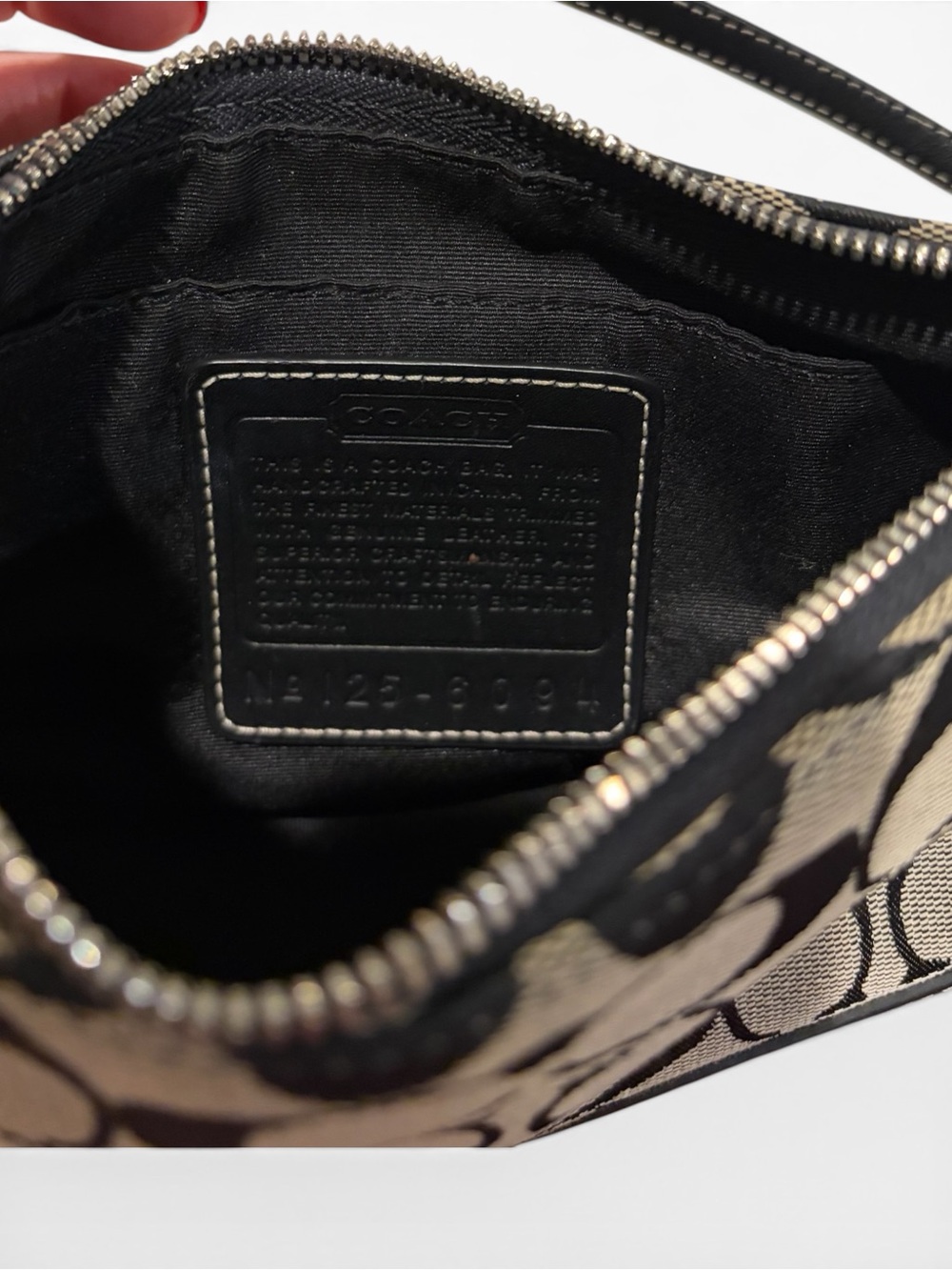Vintage Y2K Coach Signature Demi shoulder bag - New without tags - Picture 5 of 5